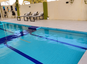 مزرعة التفاح الاحمر