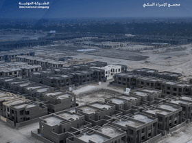 ⁨ وصول العمل في بعض الزونات إلى مرحلة الانهائات في مجمع الاسراء 